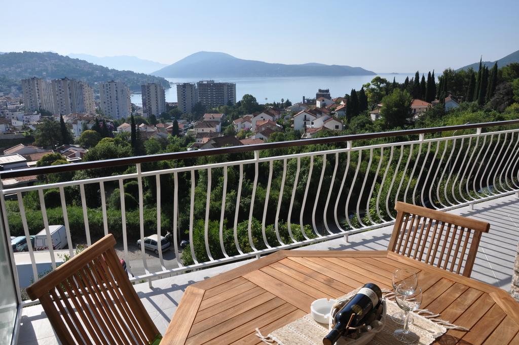 Apartments La Dolce Vita Херцег-Нови Экстерьер фото