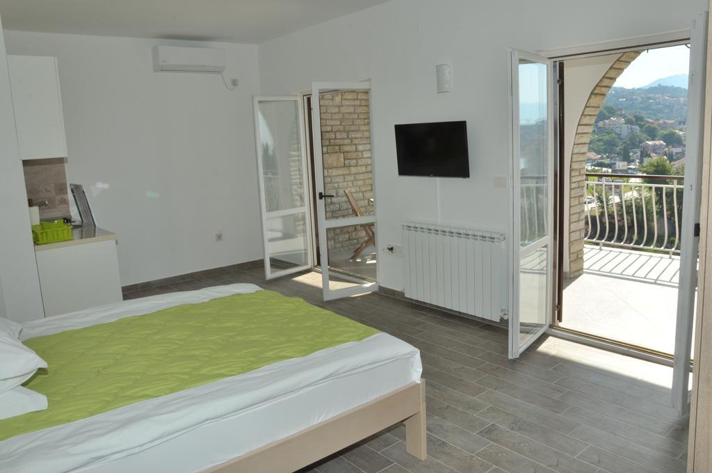 Apartments La Dolce Vita Херцег-Нови Экстерьер фото